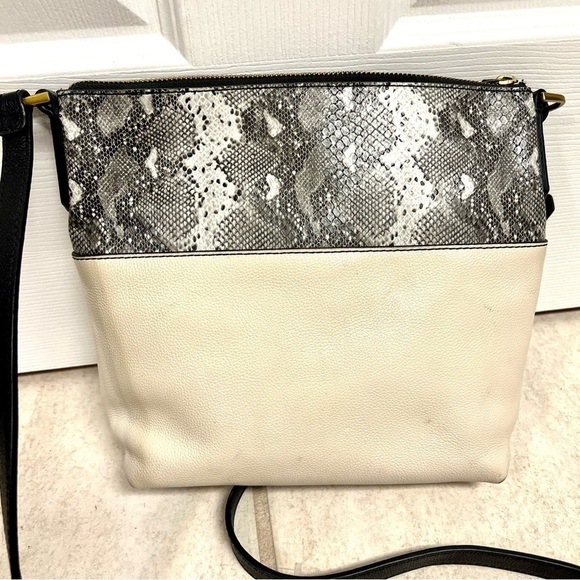 Fossil Amelia Python White Leather Crossbody Handbag - Picture 8 of 13